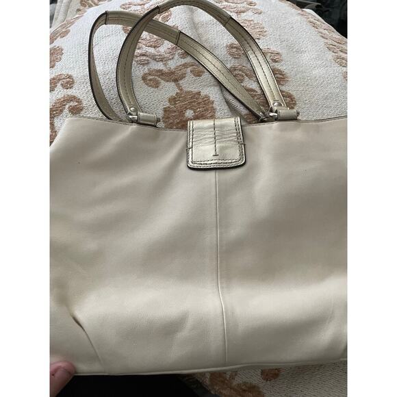 Coach Soho Ivory Shoulder Bag with Gold Straps Women's Casual Tote - Picture 8 of 11